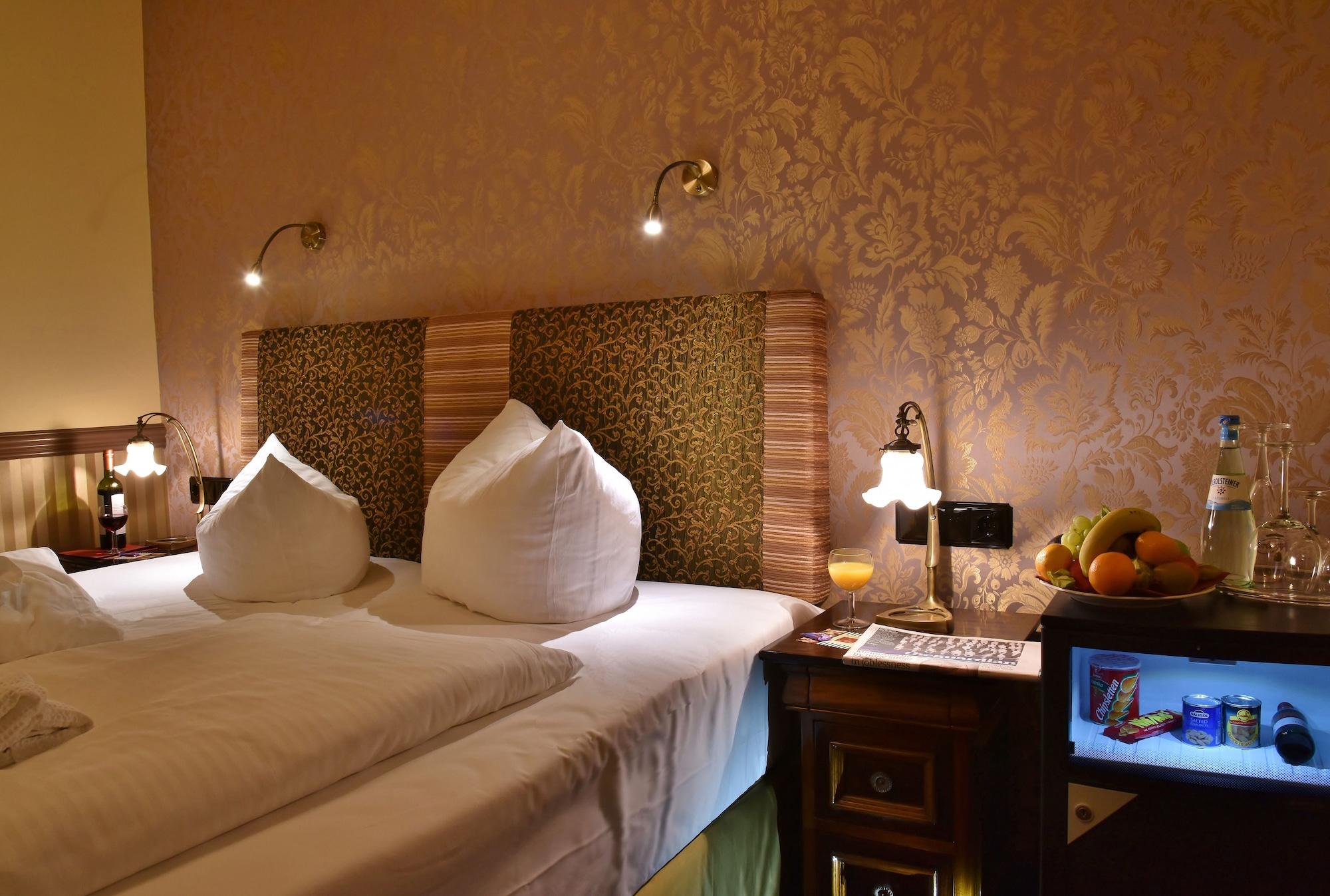 Myer'S Hotel Берлин Екстериор снимка