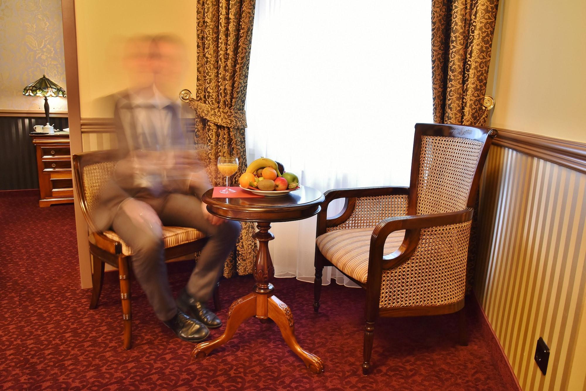 Myer'S Hotel Берлин Екстериор снимка