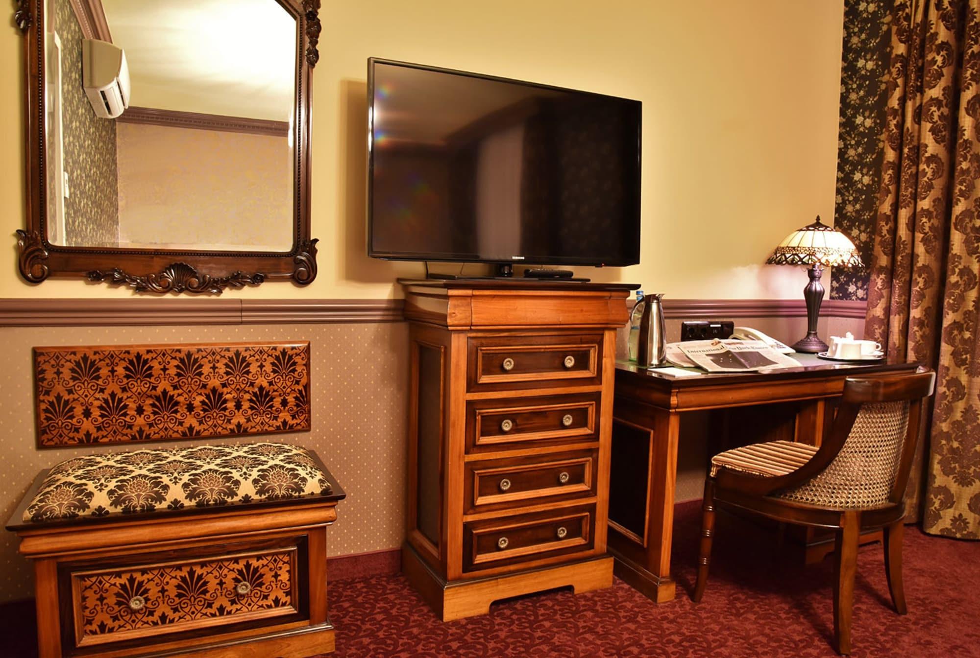 Myer'S Hotel Берлин Екстериор снимка