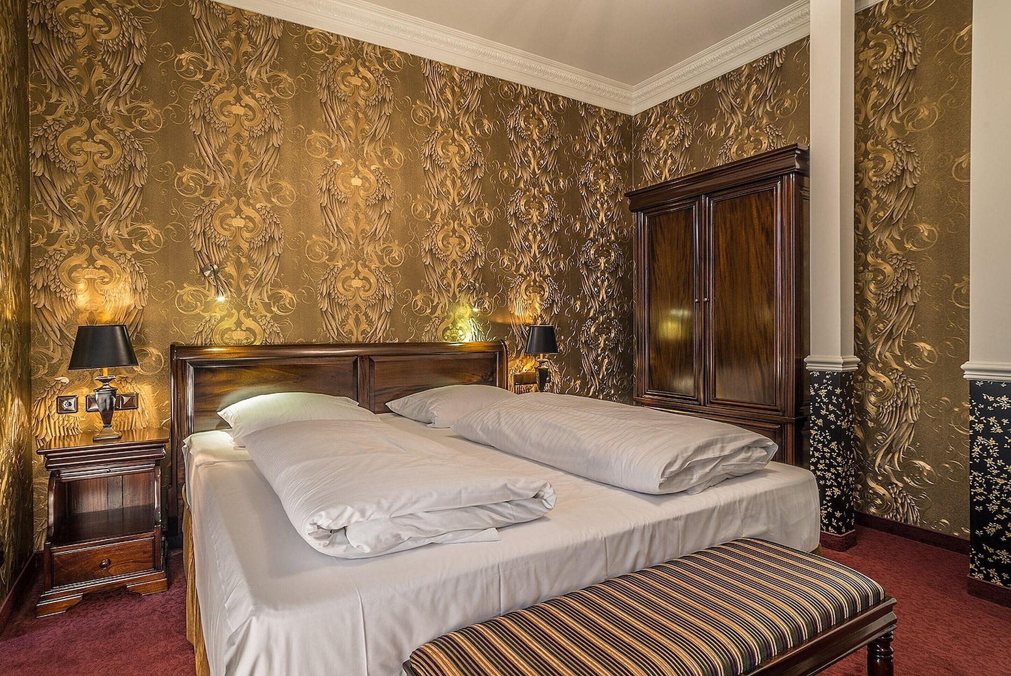Myer'S Hotel Берлин Екстериор снимка