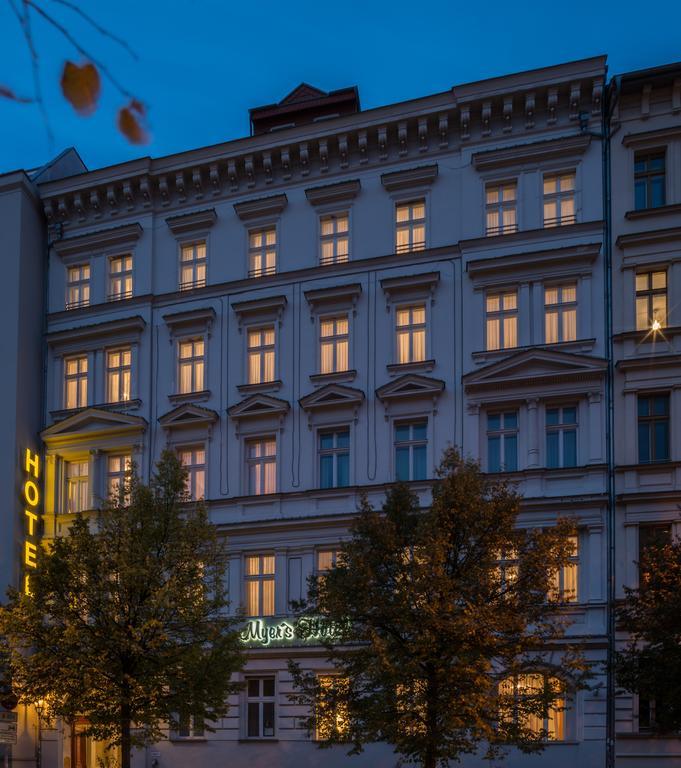 Myer'S Hotel Берлин Екстериор снимка