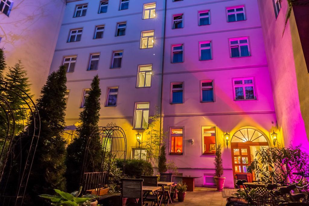 Myer'S Hotel Берлин Екстериор снимка